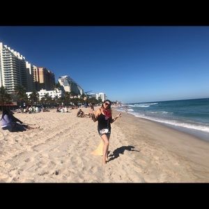 Meet your Posher, Myrna